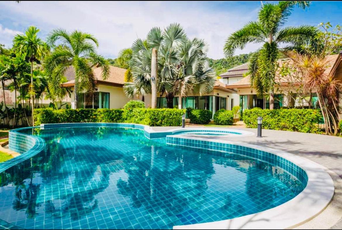 Poly Villa Naya 3 Rawai Esterno foto